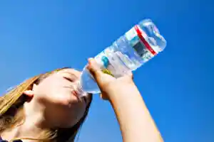 Pourquoi boire 1 litre d&rsquo;eau par jour ?