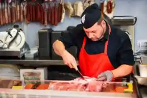 Boucherie ou supermarché : où acheter sa viande aujourd’hui ?
